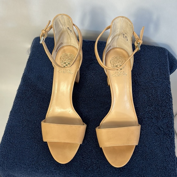 Vince Camuto, beige, heeled sandals. - Picture 3 of 10